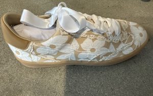Women's special athletic shoes